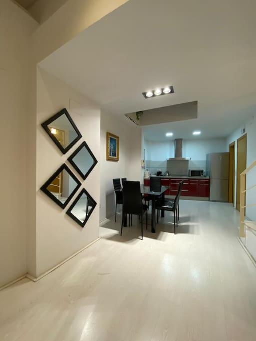 Luxury Complete Building In The Heart Of Seville Exterior photo